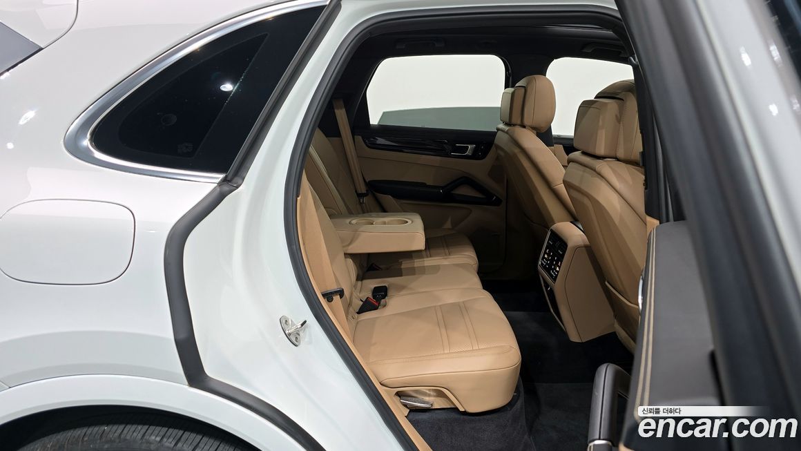 Porsche Cayenne 2020