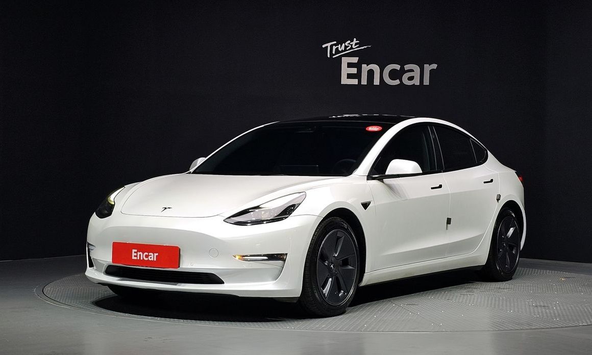 Tesla Model 3 2022