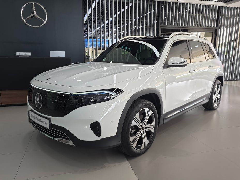 Mercedes-Benz EQB 2026