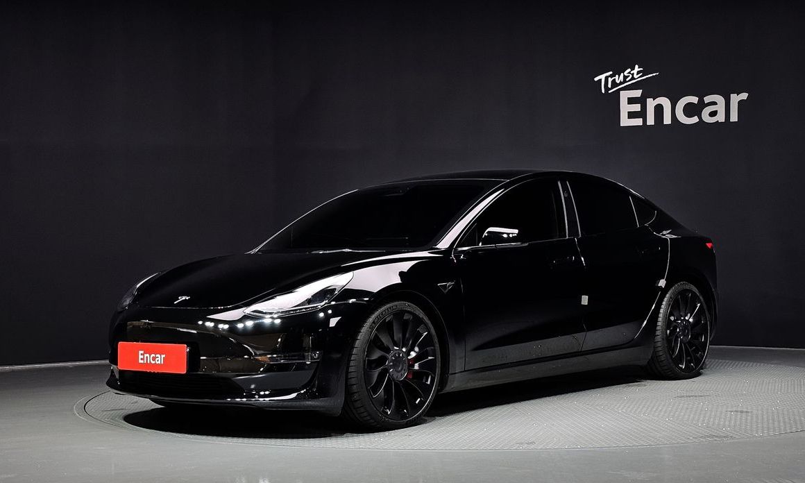 Tesla Model 3 2022