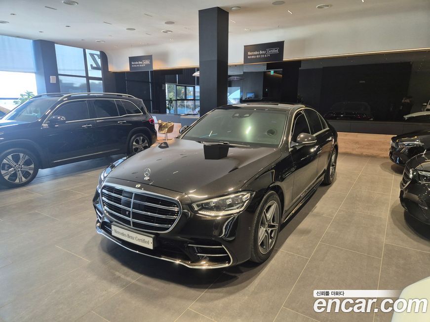 Mercedes-Benz S-Class 2021