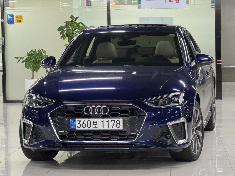 Audi A4 2023