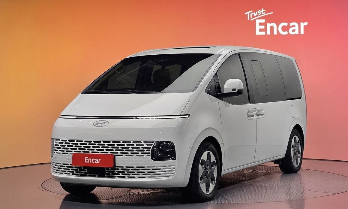 Hyundai Staria 2025