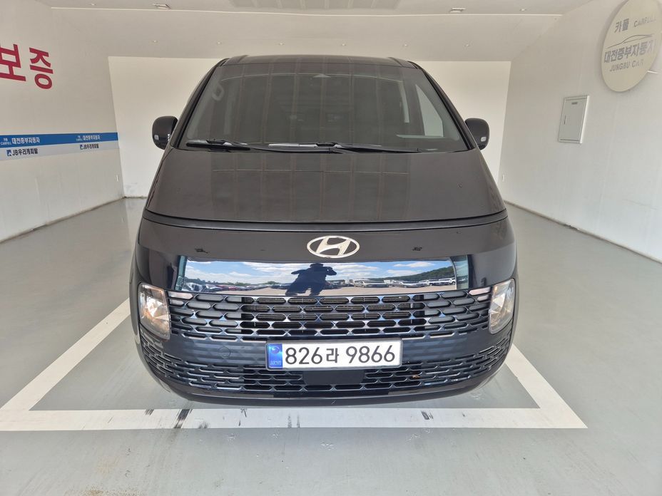 Hyundai Staria 2023