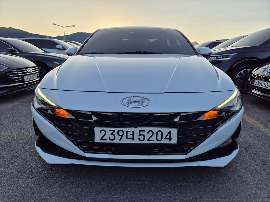Hyundai AVANTE 2023