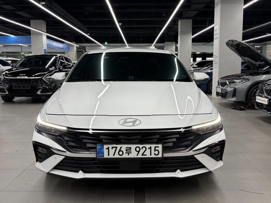 Hyundai AVANTE 2025