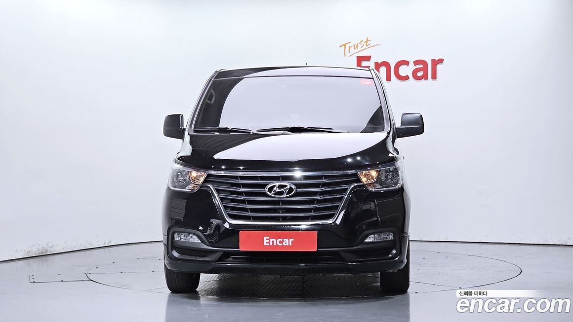 Hyundai Starex 2019