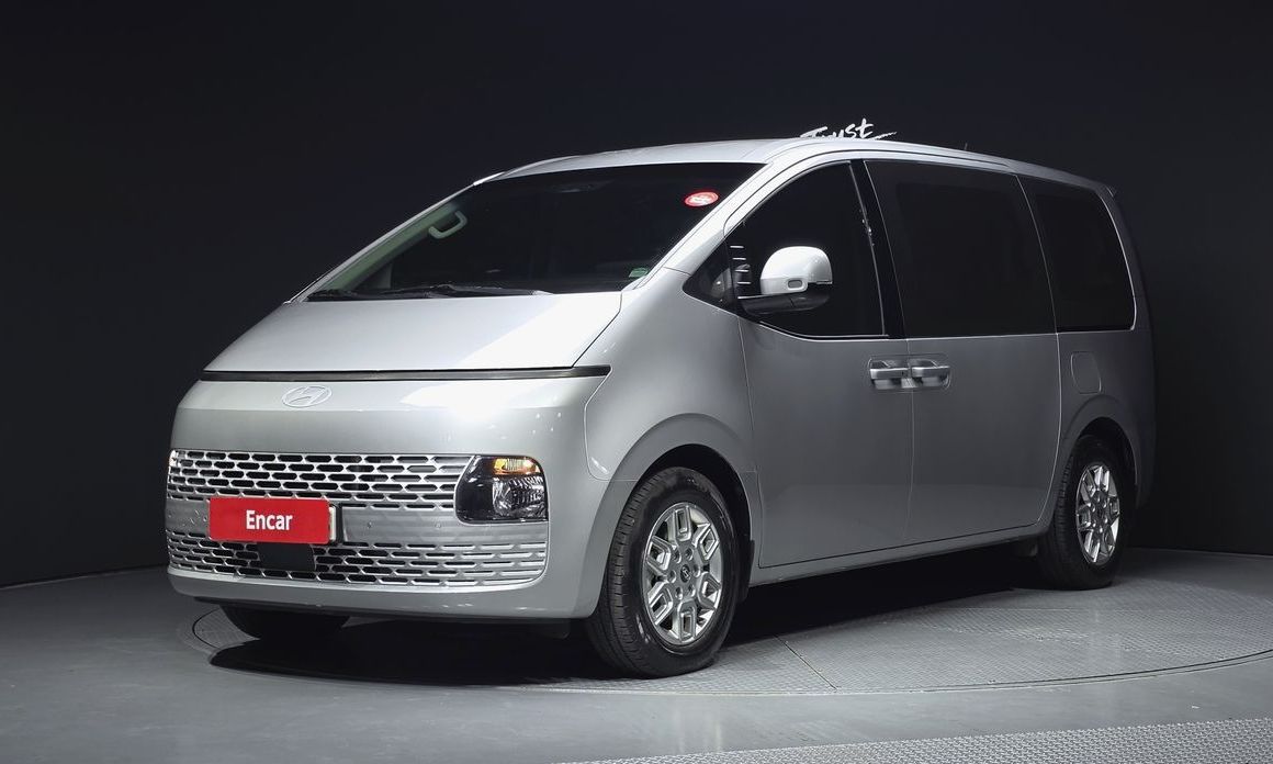 Hyundai Staria 2025
