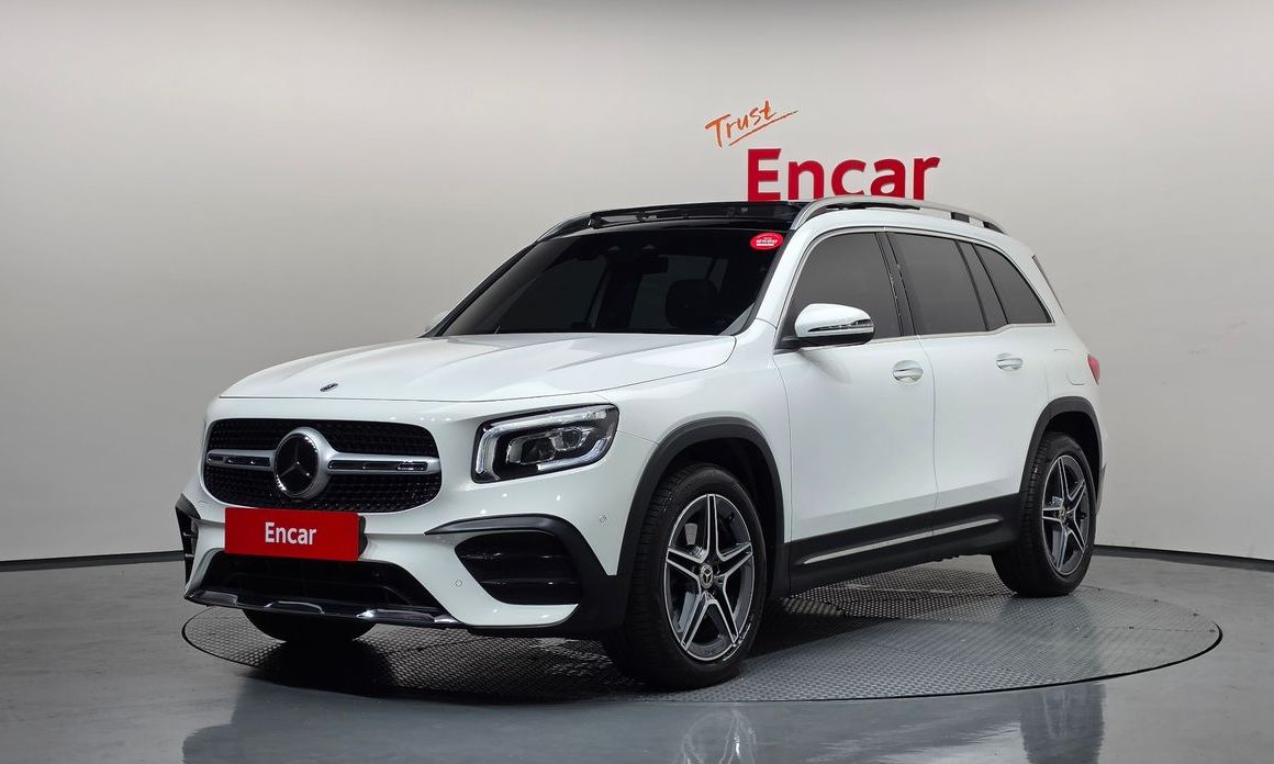 Mercedes-Benz GLB-Class 2023