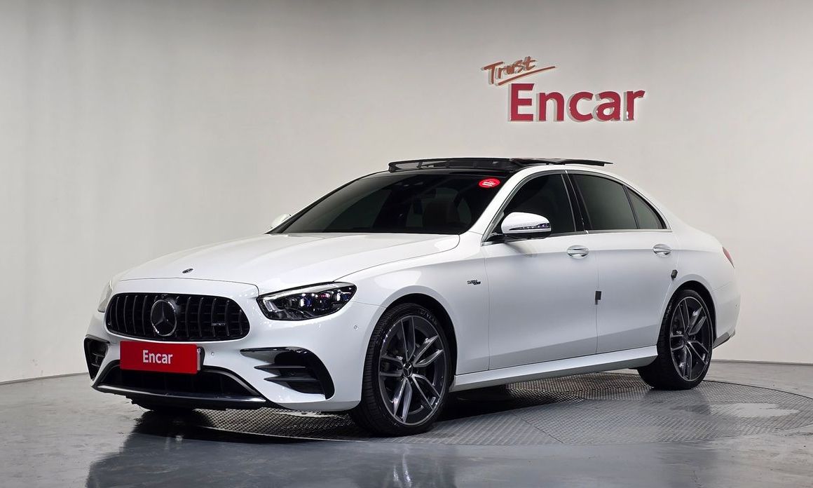 Mercedes-Benz E-Class 2021