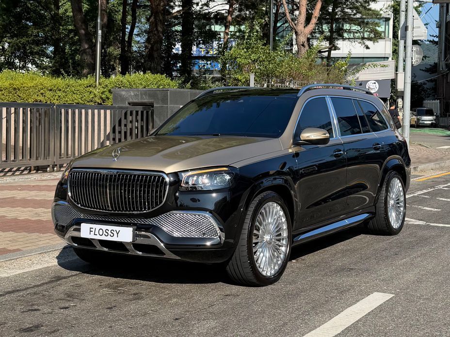 Mercedes-Benz GLS-Class 2023