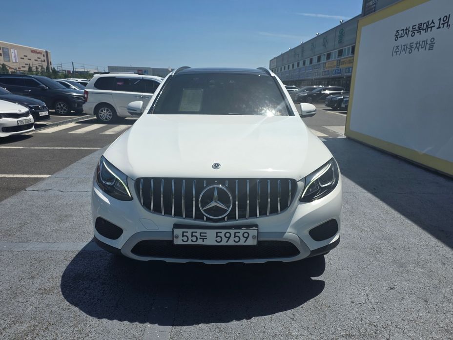 Mercedes-Benz GLC-Class 2019