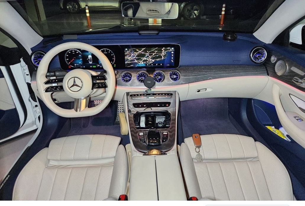 Mercedes-Benz E-Class 2023