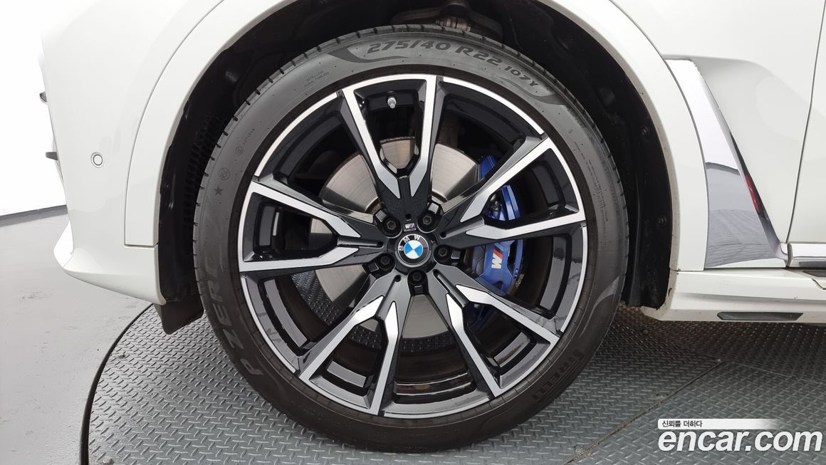 BMW X7 2022
