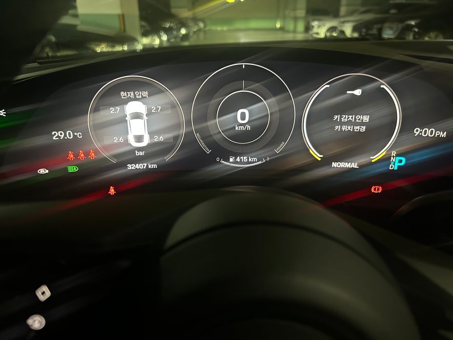 Porsche Taycan 2021