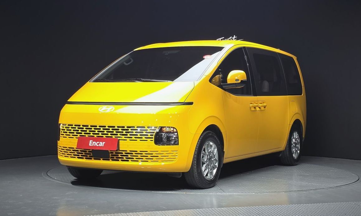 Hyundai Staria 2025