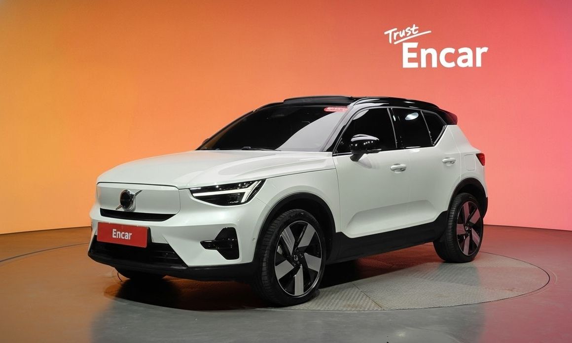 Volvo XC40 2024