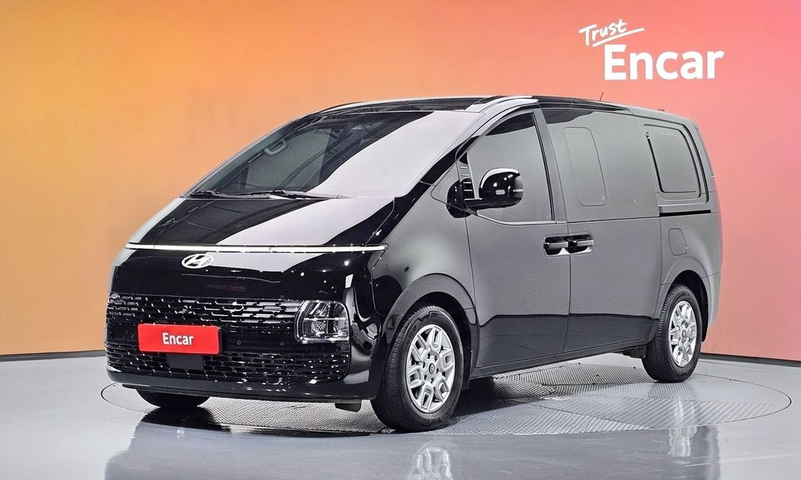 Hyundai Staria 2025