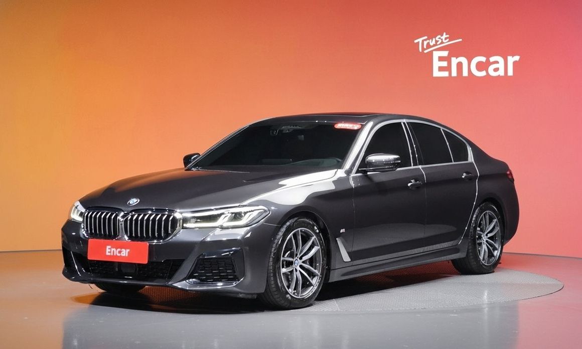 BMW 5-Series 2023