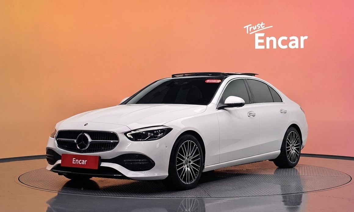 Mercedes-Benz C-Class 2024