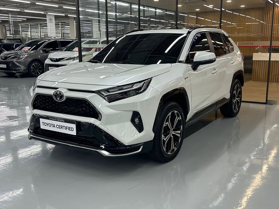 Toyota RAV4 2025