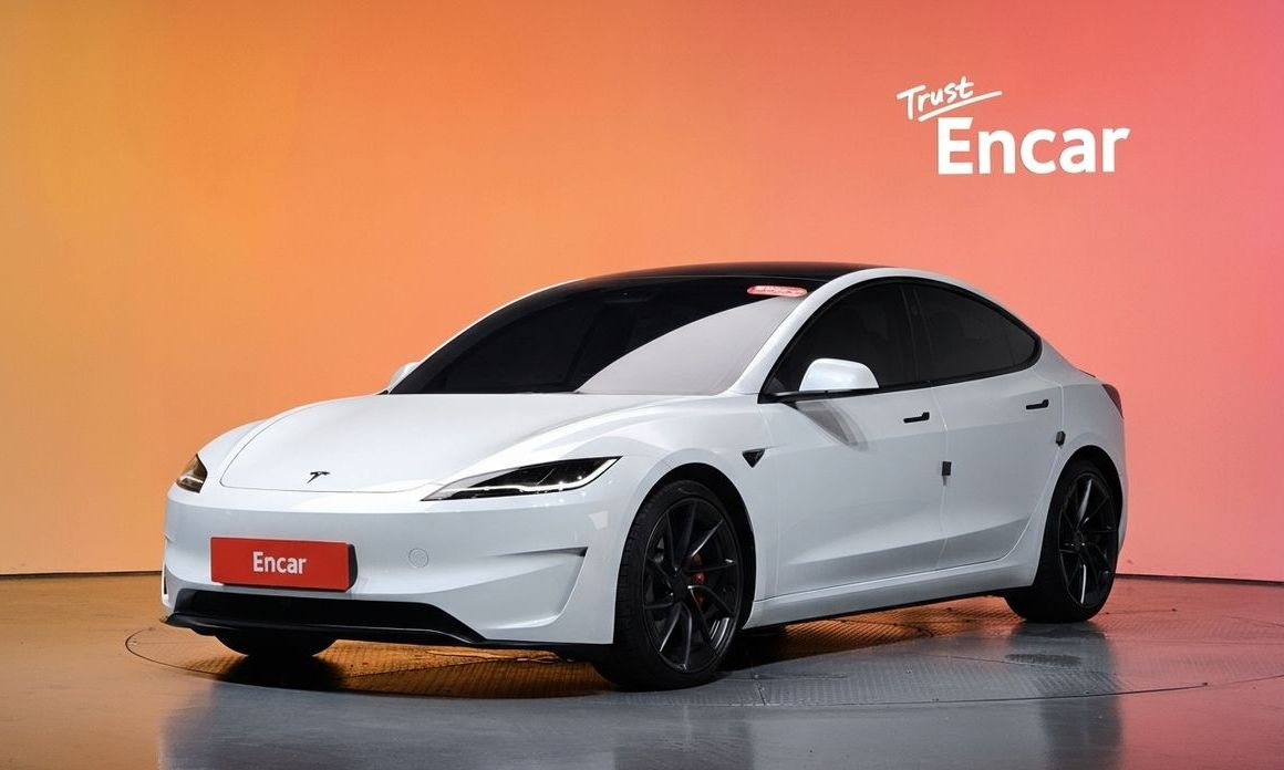 Tesla Model 3 2026