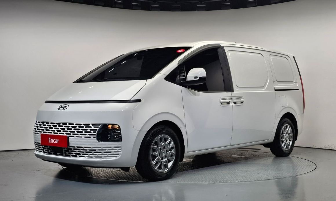 Hyundai Staria 2022