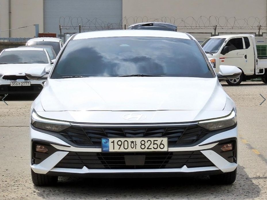 Hyundai AVANTE 2024