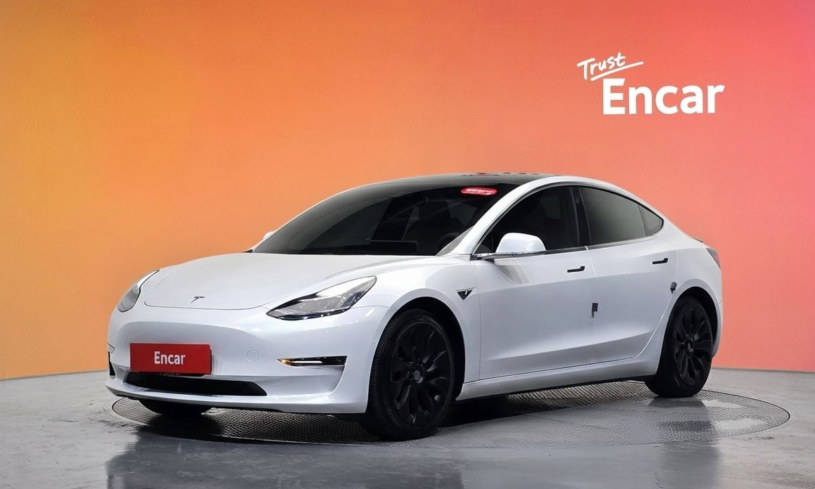 Tesla Model 3 2020