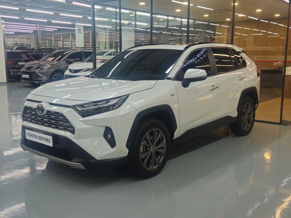 Toyota RAV4 2025