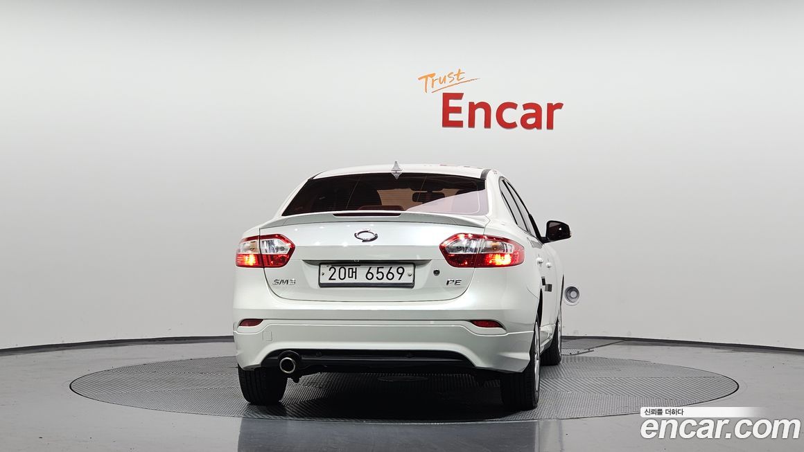 Renault-KoreaSamsung SM3 2011