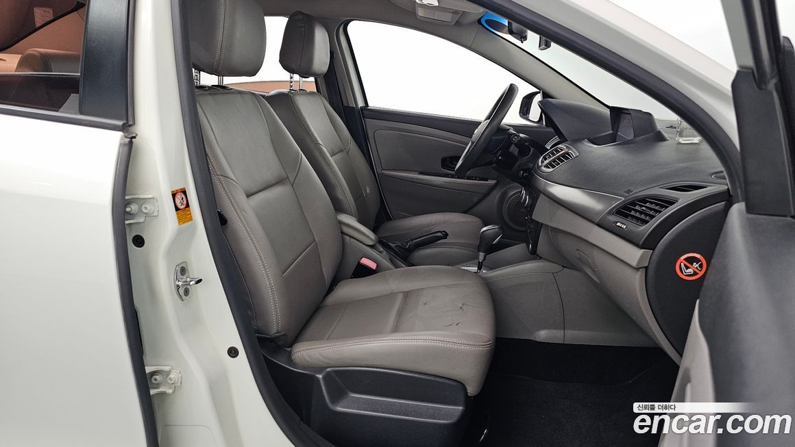 Renault-KoreaSamsung SM3 2011