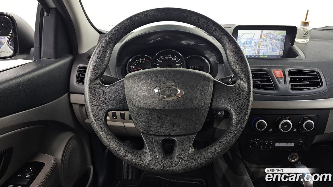 Renault-KoreaSamsung SM3 2011