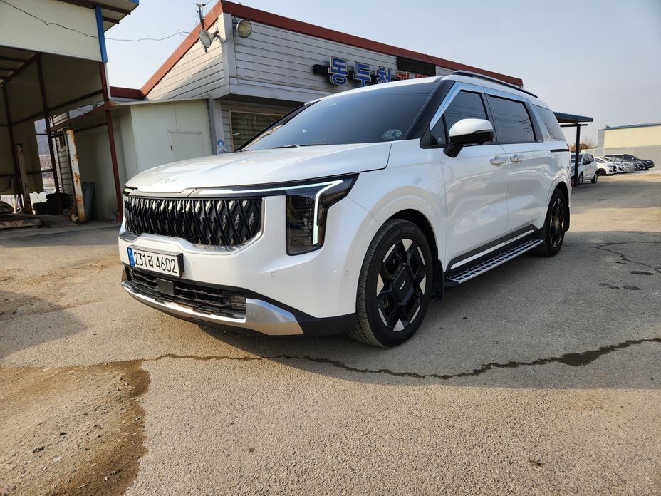 Kia Canival 2025