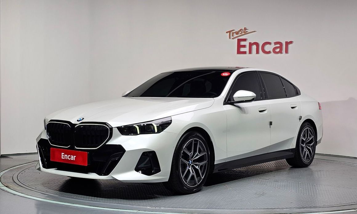 BMW 5-Series 2026