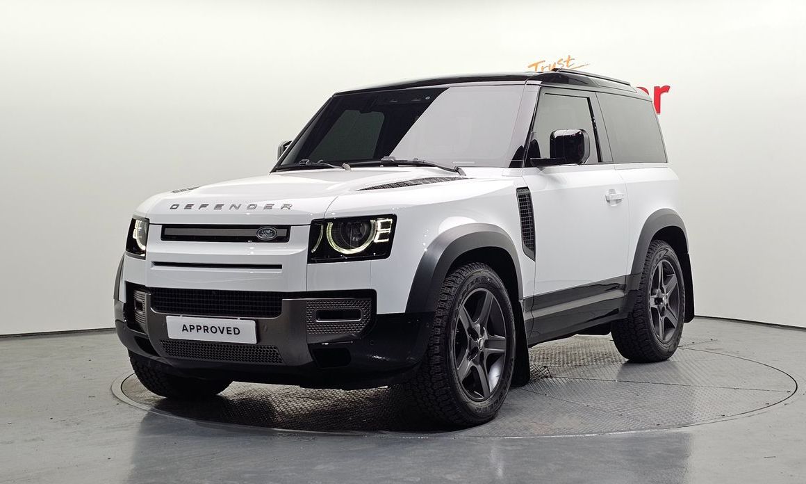 Land Rover Defender 2025