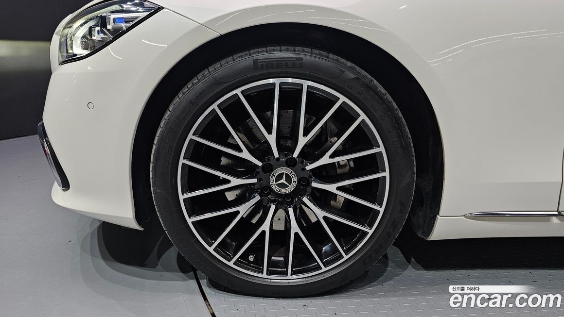 Mercedes-Benz S-Class 2022