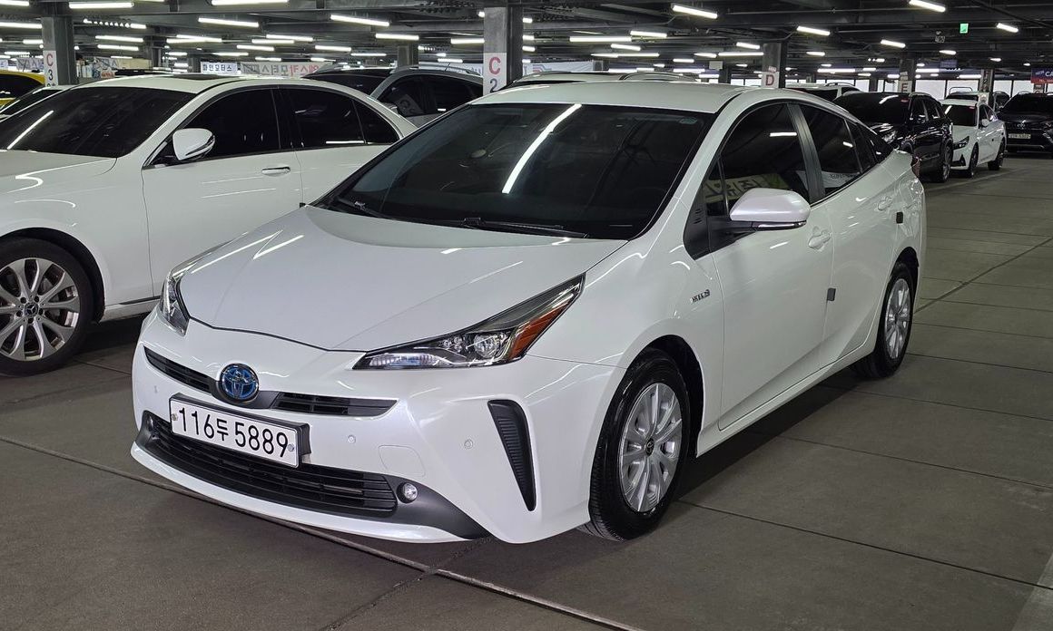 Toyota Prius 2021