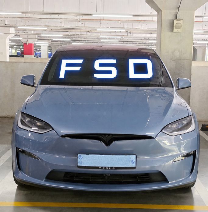 Tesla Model X 2026