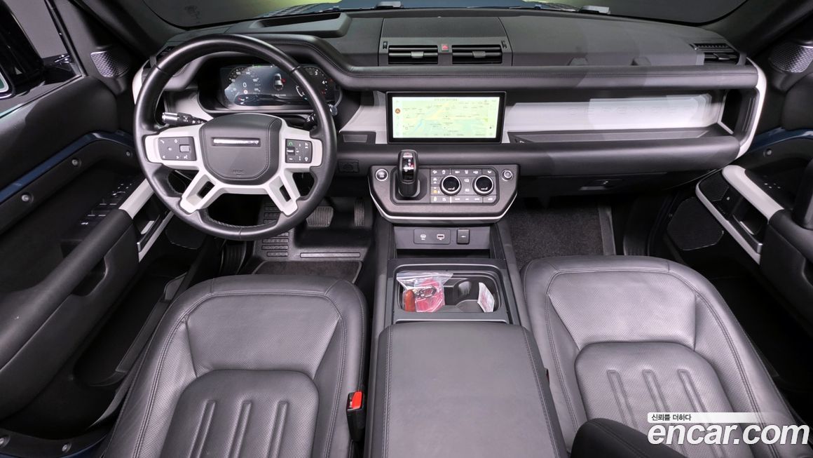 Land Rover Defender 2022