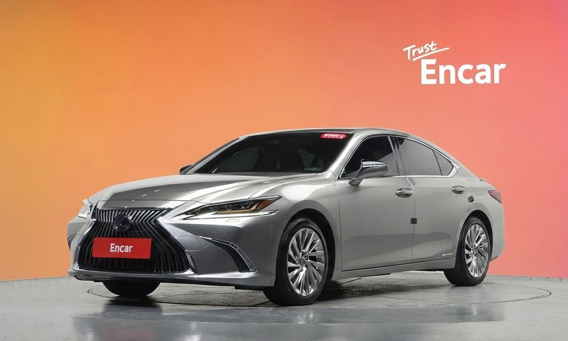 Lexus ES 2019