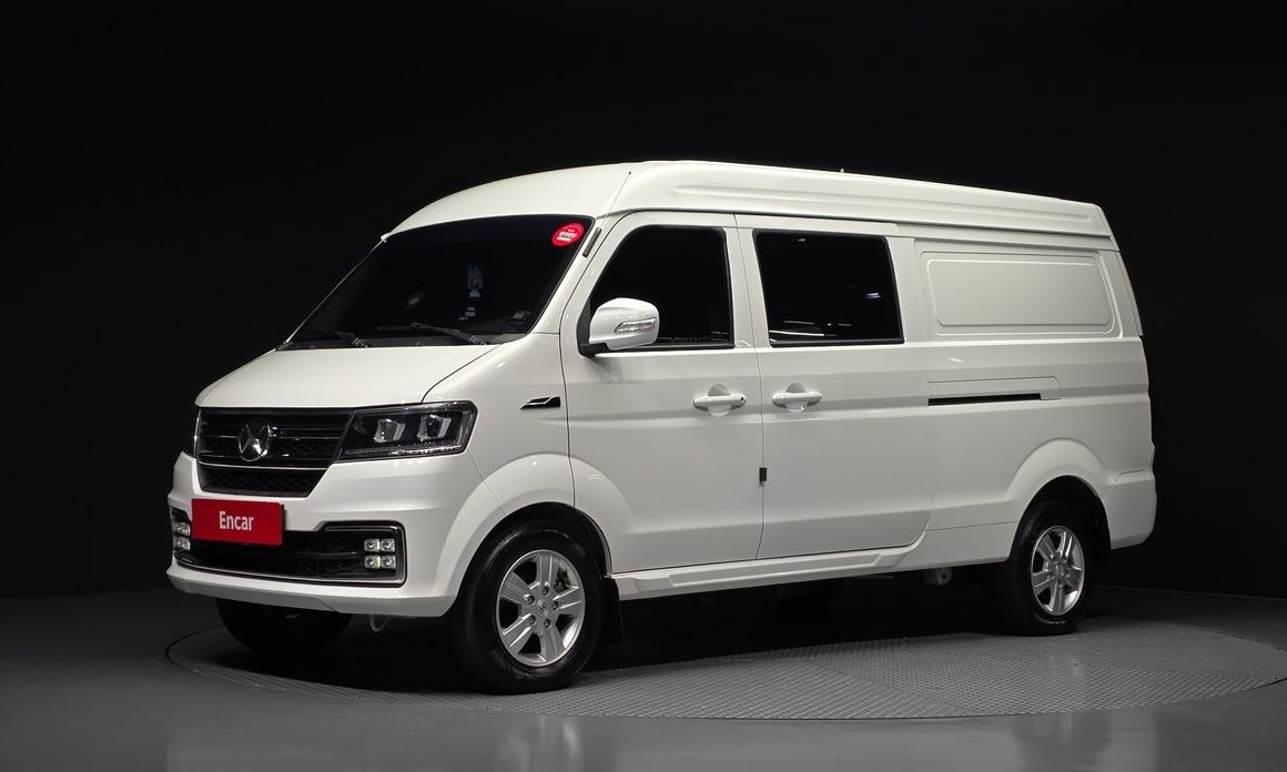Xin yuan ET Van 2023