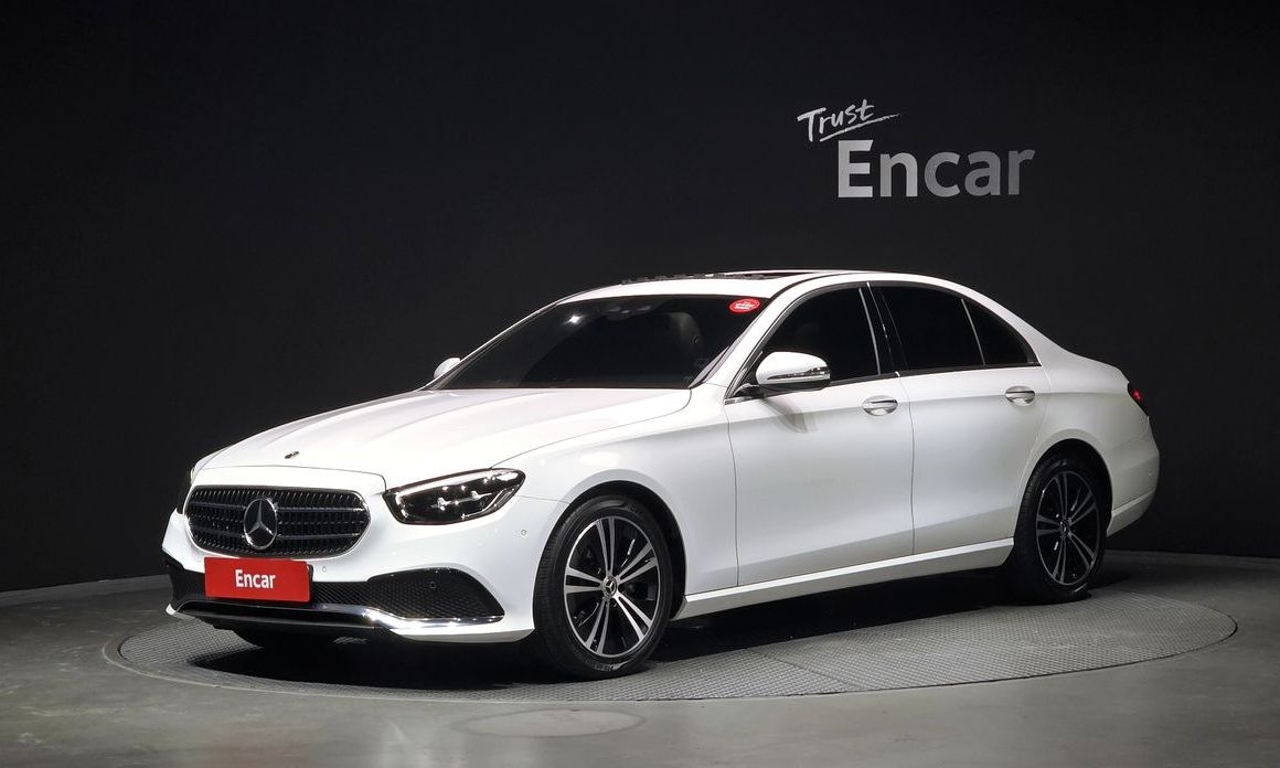 Mercedes-Benz E-Class 2021