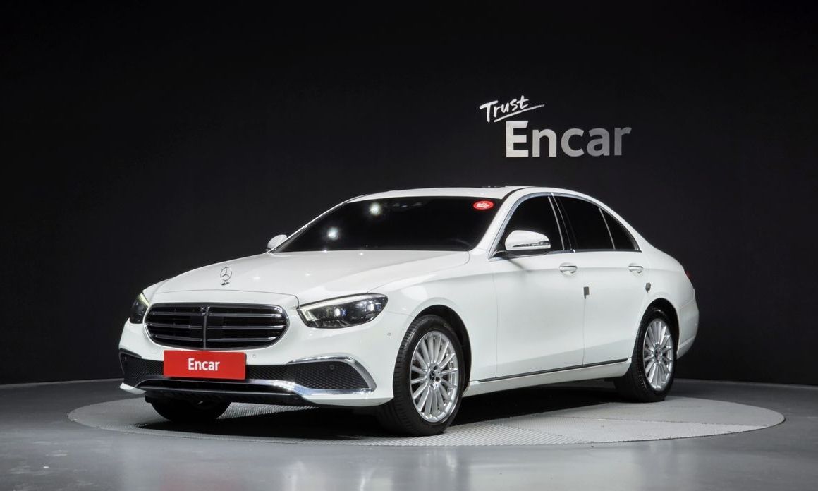Mercedes-Benz E-Class 2021
