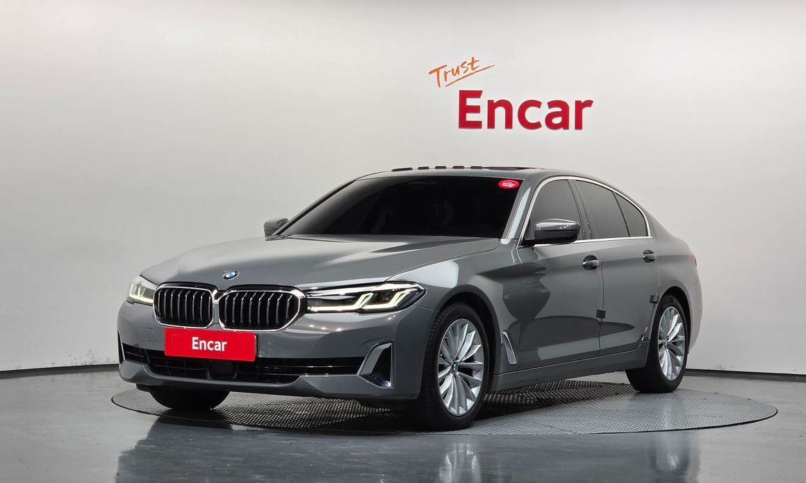 BMW 5-Series 2022