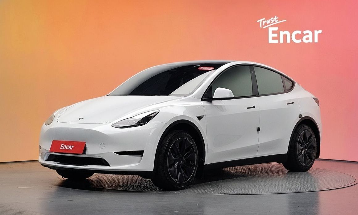 Tesla Model Y 2023