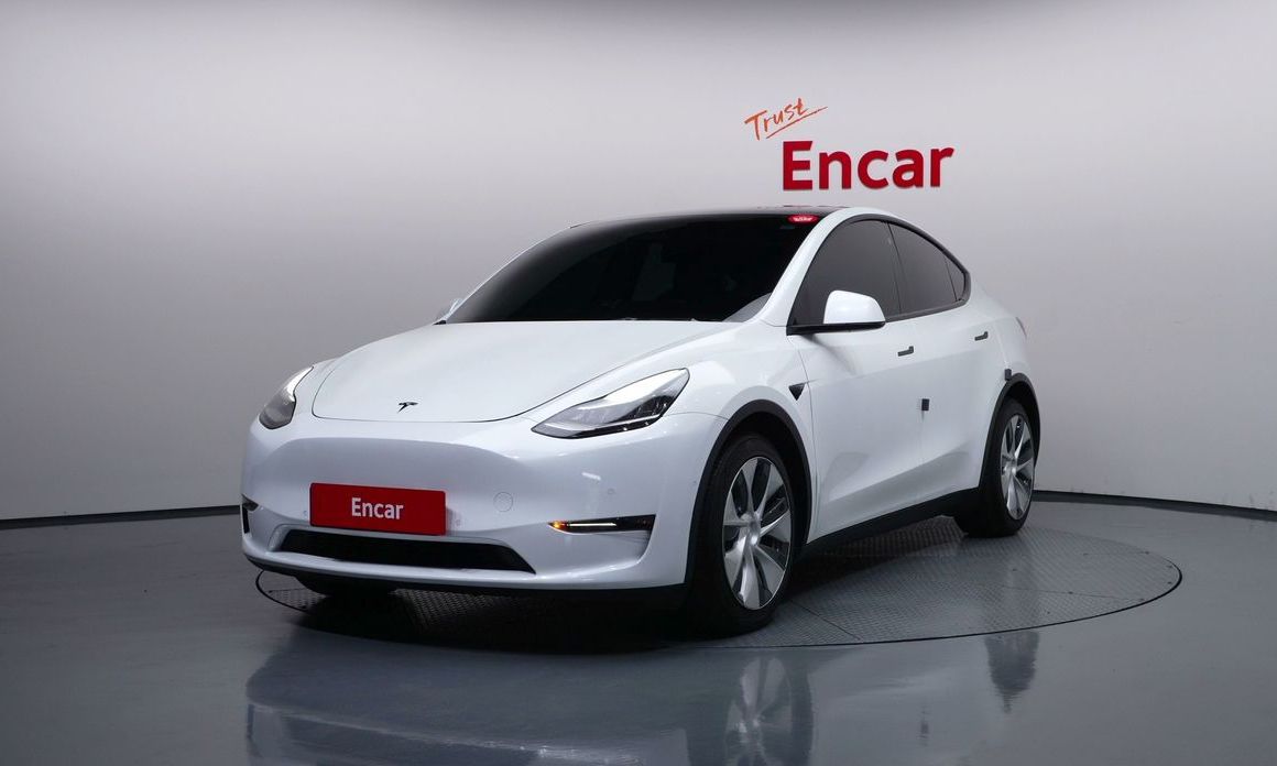 Tesla Model Y 2021