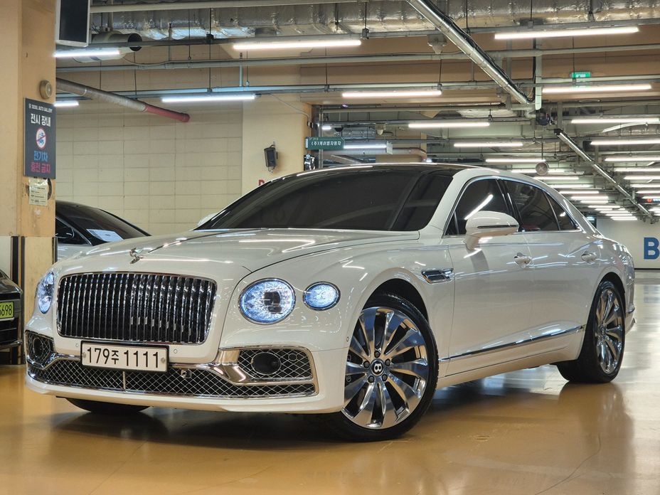 Bentley Flying Spur 2022