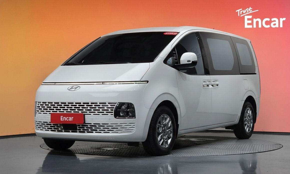 Hyundai Staria 2025