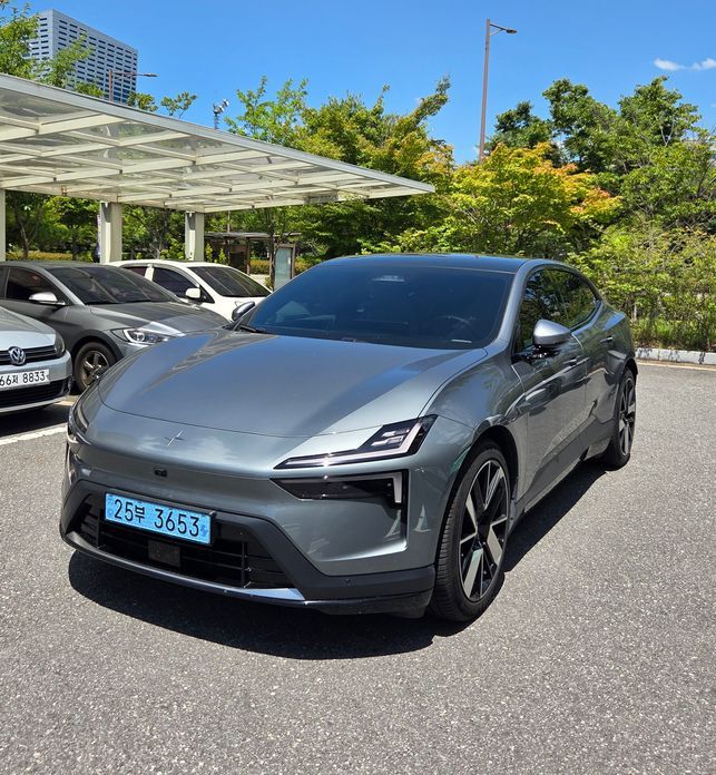 Polestar Polestar 4 2025